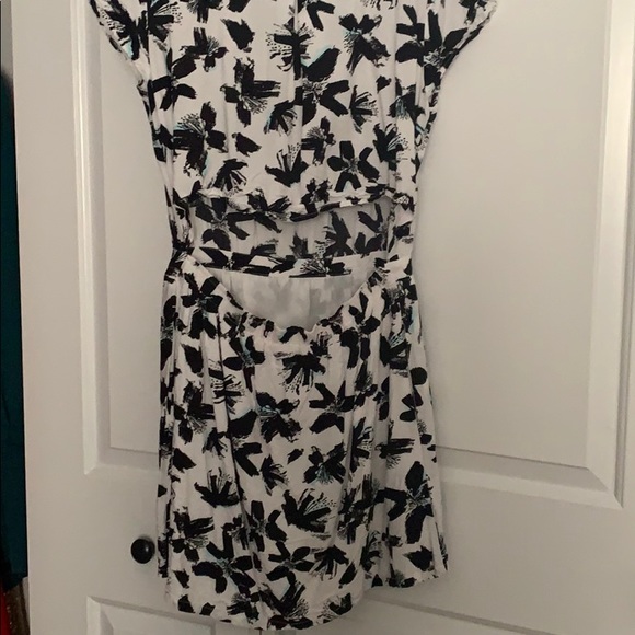 Banana Republic White Dress - Picture 2 of 2